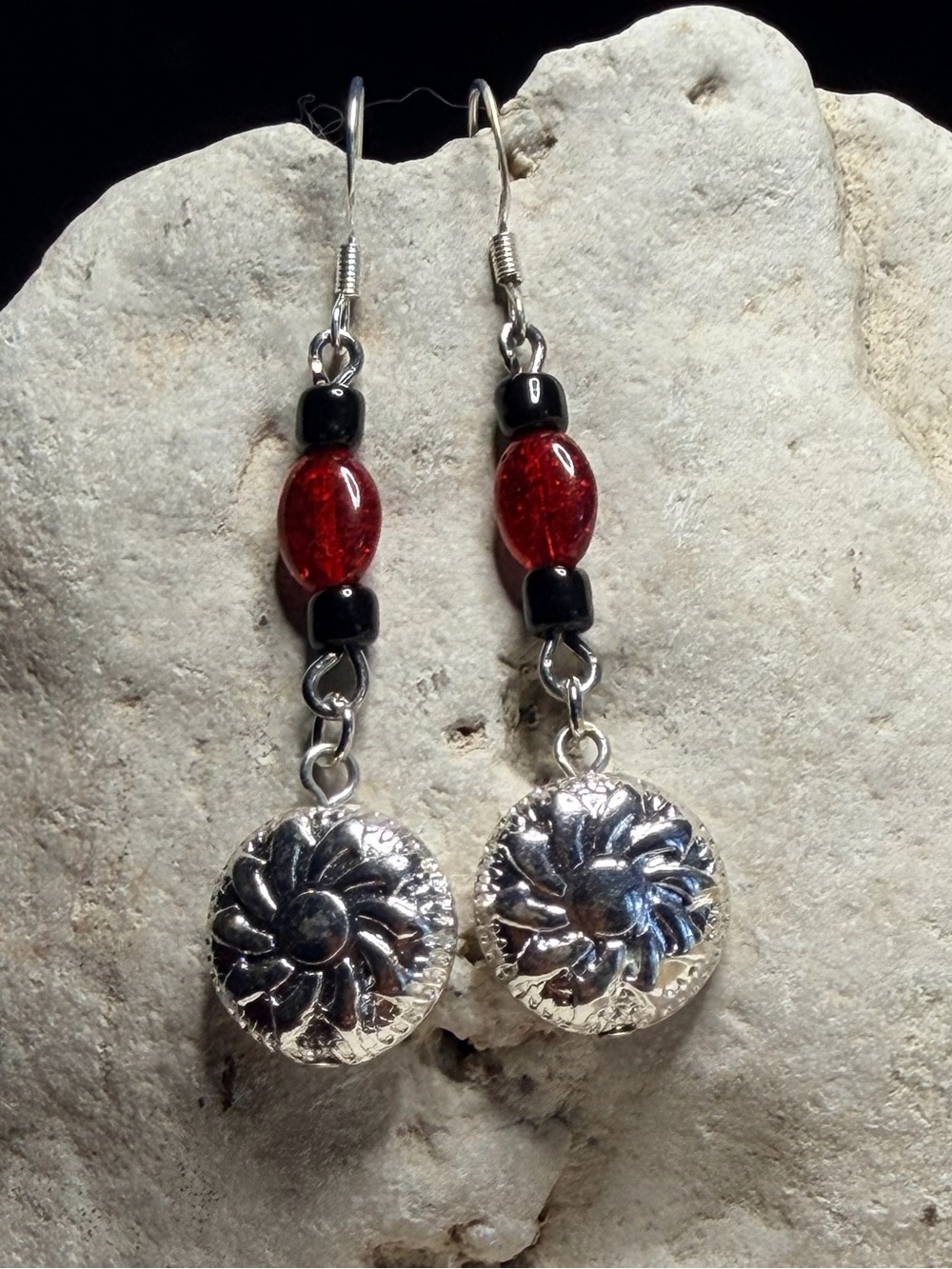 ✨Handmade✨ Silver Dangle Earrings with Red and Black Beads - Hypoallergenic